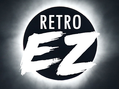 RetroEZ Monochrome Circle