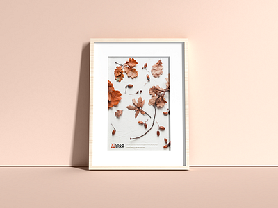 Free Elegant Frame Mockup PSD