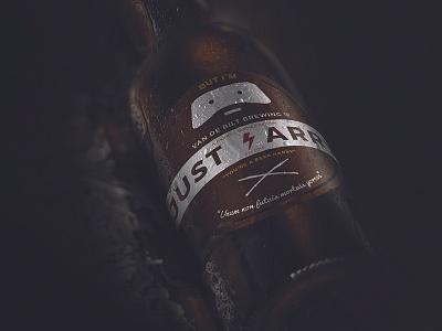 Beer bottle logo