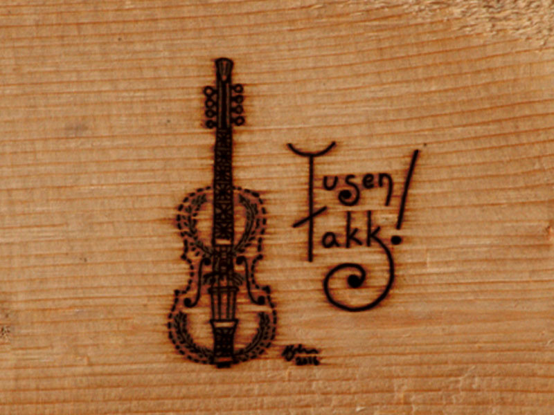 Tusen Takk! hardanger fiddle hardanger fiddle violin woodgrain woodburning illustration