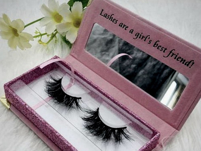 What are custom eyelash boxes