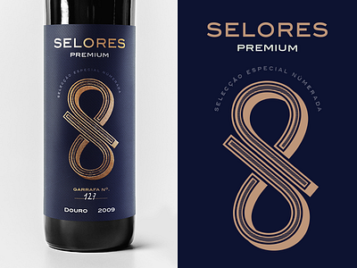 Selores Wine bottle gold mark packaging type wine label