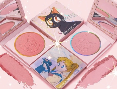 Sailor Moon x Colourpop Blushes branding campaign collaboration colourpop cosmetic packaging cosmetics packaging packagingdesign photoshoot product shot