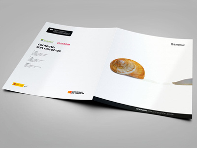 Acción publicitaria para "IAJ", Carpeta carpeta design editorial design estudio mique folder notebook snail