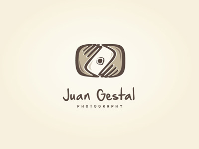 Juan Gestal v4_b camera hands logo photography snapshoot