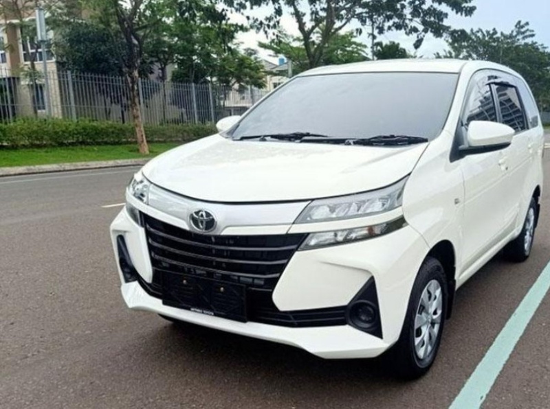 avanza boros atau irit