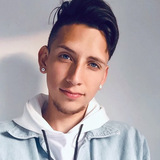 Dribbble profile picture for @revolutions