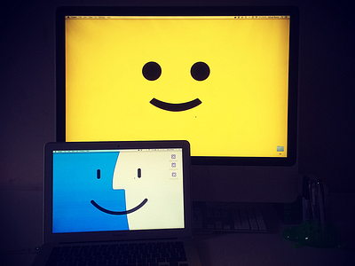 Happy Hardware desk finder happy lego smile smiles wallpaper workspace