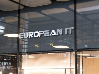 European It Logo Design