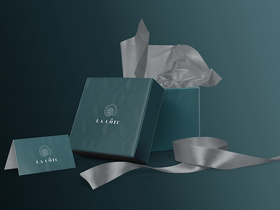 Box & card design for La cote business