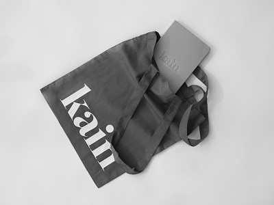 Kain tote bag and notebook