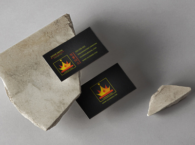 UNIQUE BUSINESS CARD DESIGN