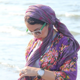 nahal yazdani