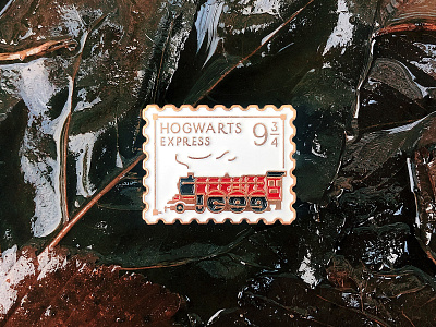 Hogwarts Express enamel pin