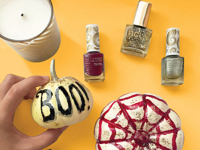 Boo! boo diy halloween handlettering handmade instagram lettering nailpolish paint pumpkin