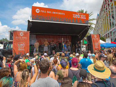 Vans Warped Tour Full Sail Stage banners