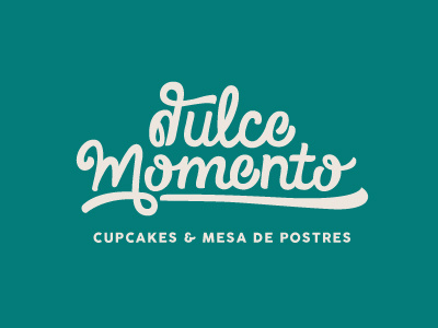 Dulce Momento cupcake dessert dulce logo logotype momento type typo typography