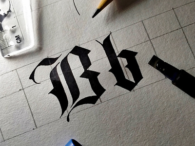 Customized Textualis Quadrata letter "B"