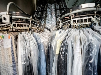 Dry Cleaners Services EI Segundo - Spring Cleaners business dry cleaners laundry service