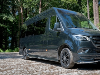 Get the highest standard hire minibus service in Hull hire minibus hull
