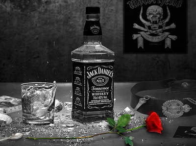 Rock n' Roll table belt bourbon jack motorhead rock rose