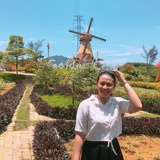 Ms Nhung Bkcup