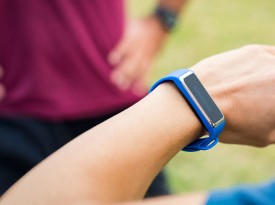 ActiV8 Fitness Tracker: Large Battery Capacity to Stay With You