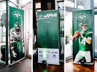 Jets Pull-up Screens