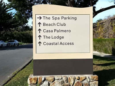 Get Easy to Understand Directional & Wayfinding Signs directional signs