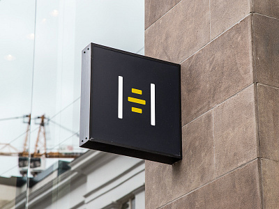 HireBee | Logo design proposal | Pt. 2 | Wall sign