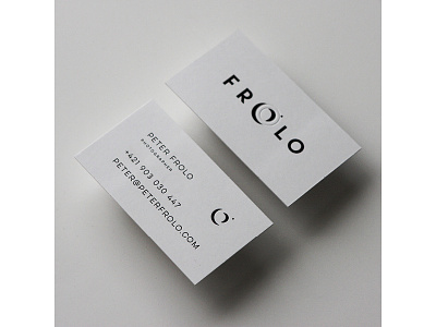 Frolo / Photographer brand businesscard contrast eyeslit identity lens logotype photographer viewthrough