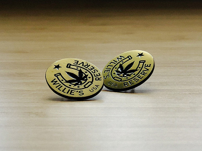 Luck 2019 Pin brass cannabis enamel horseshoe lapel marijuana merch merchandise pin pot weed willie nelson willies reserve