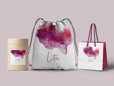 Bag Design Mockup bags carrybag design floral print graphic design mockup presentation psd