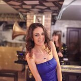 Юля Попова