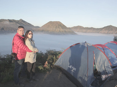 Wisata Camping di Gunung Bromo campgear camping jeep mountain nature travel trekking