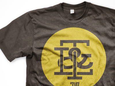 T-Shirt Mockin' logo print task and linus typography
