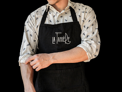 La Tanière Apron