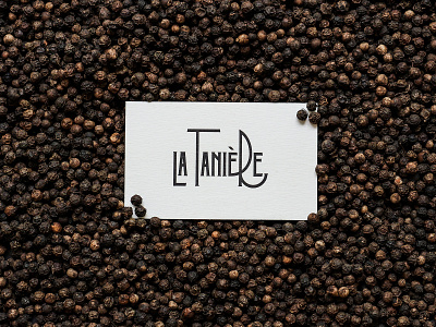 La Tanière card on peppers