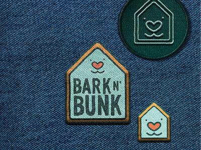 Bark N' Bunk | Badges