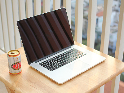 Weekend workspace beer macbook workspace