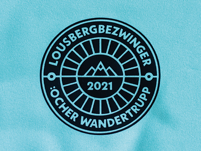 Lousbergbezwinger – Öcher Wandertrupp Badge aachen aufnäher badge badge design branding design graphic design hüttentour logo minimal sticker wanderung