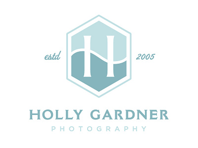 H is for Holly branding logo monogram photography wm branding