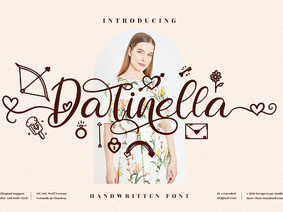 Darinella - Beautiful Script Font