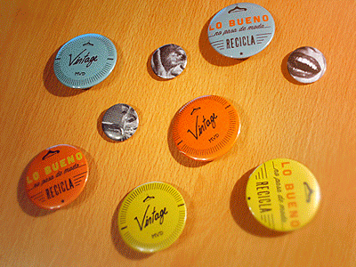Recicla Buttons (gif) buttons retro vintage