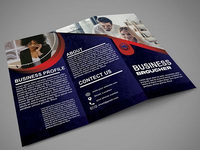 TRI-FOLD BROCHURE