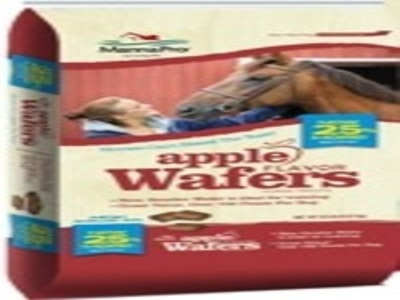 Mannapro Apple Wafer 20lb manna pro apple wafers usa manzanola alfalfa cubes
