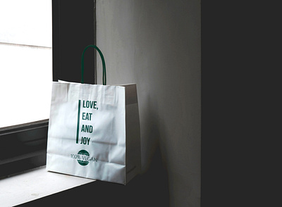 bolsa 100 vegan burger bag bag design burger design icon illustration illustrator minimal mockup paperbag recyclable restaurant slogan typography