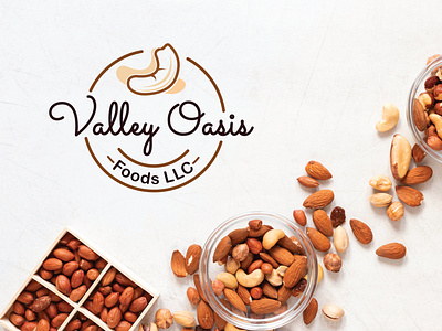 Organic Food (Cashew nuts) logo