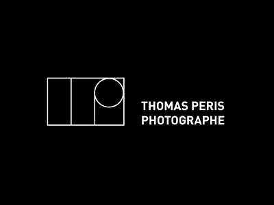 THOMAS PERIS PHOTOGRAPHE logo minimal typography vector