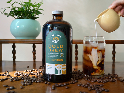 Circles Cold Brew branding coffee cold brew packaging